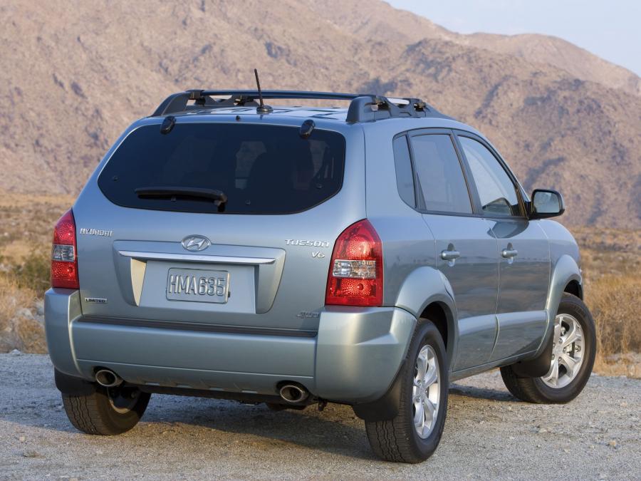  Hyundai Tucson 2005 года  (US) (фото 7 из 16)